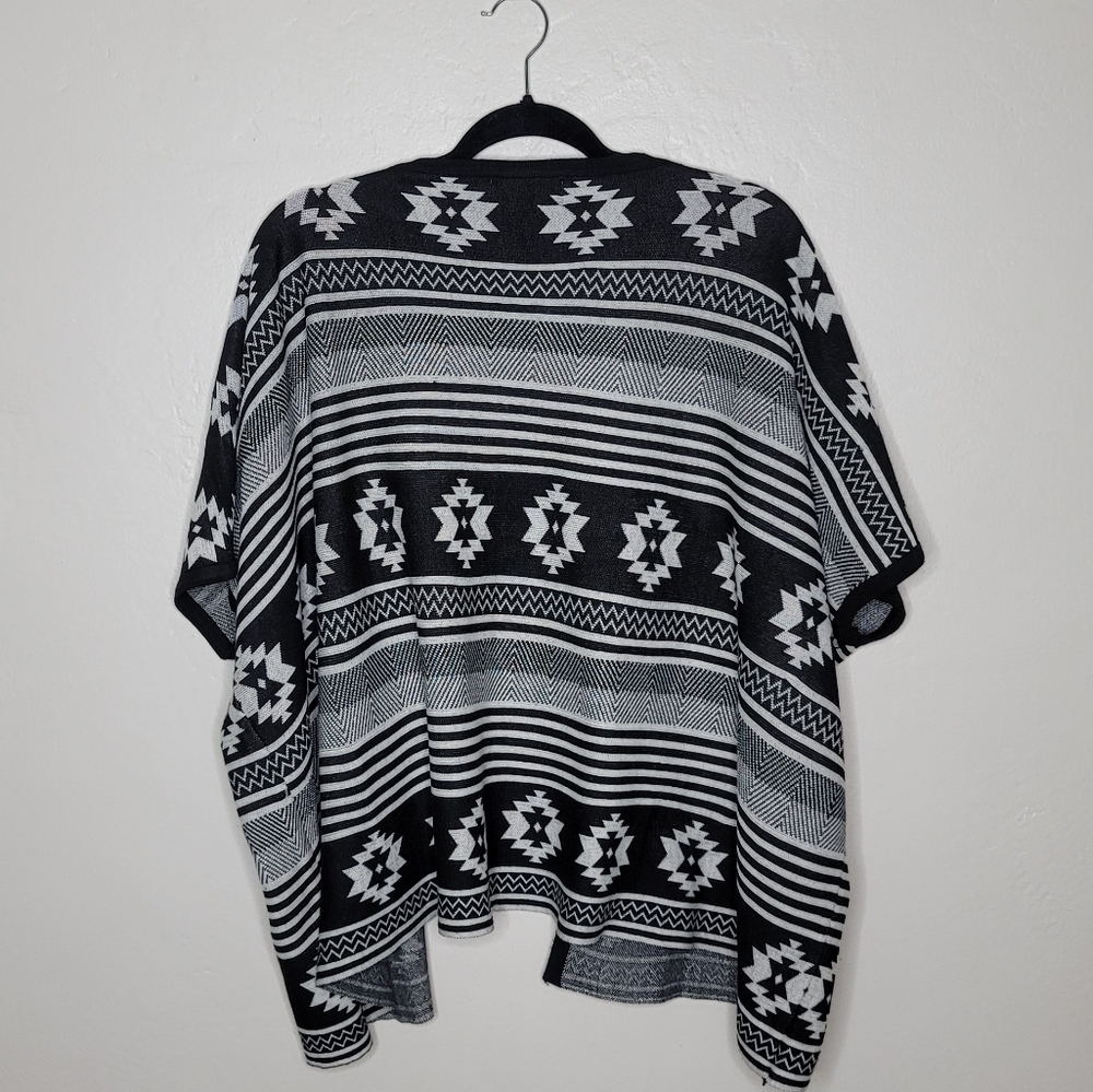Jon & Anna new York Aztec boho cardigan